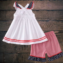 Load image into Gallery viewer, Patriotic Appliqué Smocked Short Set
